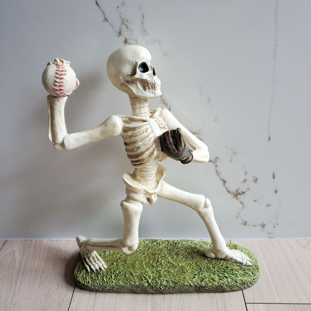 Skeleton Baseball Pitcher Figurine Halloween Resin Hallows Eve Tabletop Decor